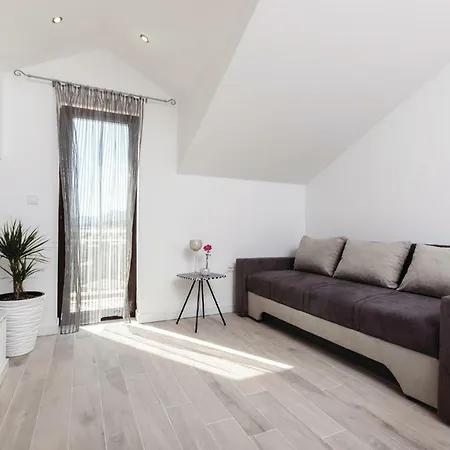 Lägenhet One-bedroom In Solin Split
